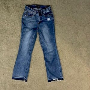 Judy Blue cropped bootcut Jeans with Distressed Details size 0/24